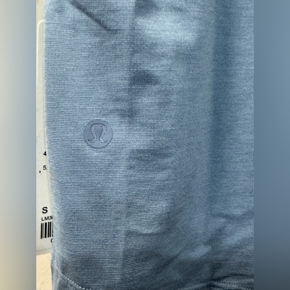 Lululemon Men Evolution Short Sleeve Polo Blue NWT - Picture 2 of 5